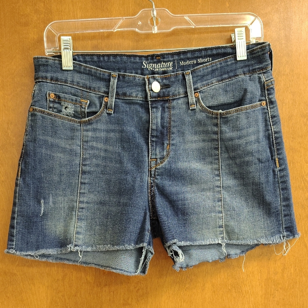 Levi's Signature Women's Distressed Blue Jean Modern Shorts